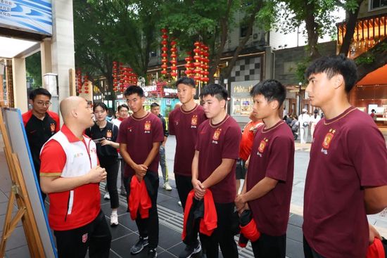 电影中，刘德华饰演的“最狠反派”林阵安，人前是儒雅律师，人后是狠辣毒枭